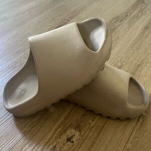 Yeezy Slides